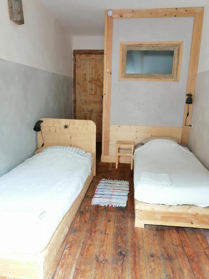File Dans Ta Chambre ! Le Monastier sur Gazeille Екстериор снимка