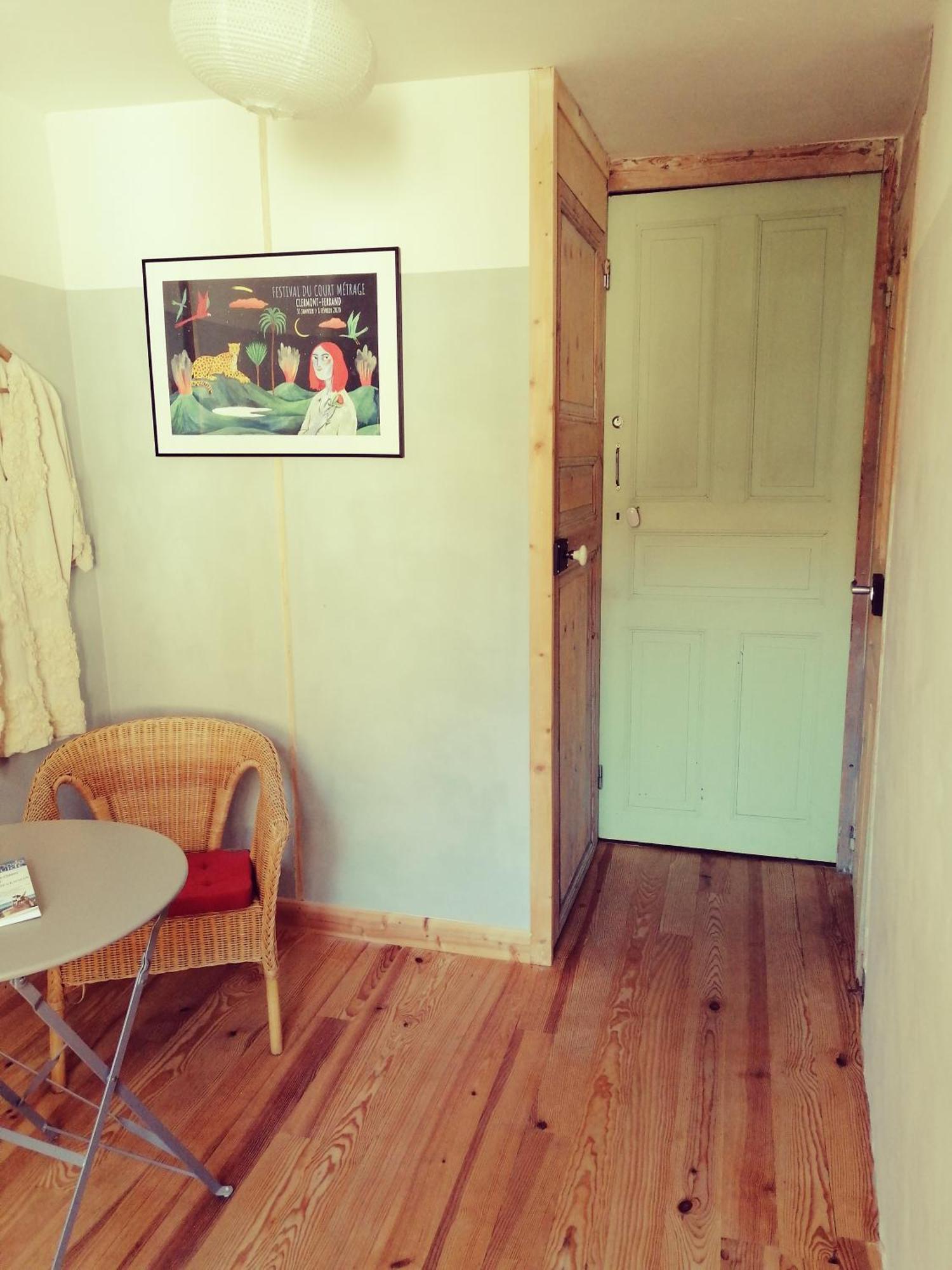 File Dans Ta Chambre ! Le Monastier sur Gazeille Стая снимка